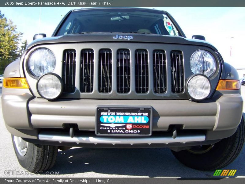 Dark Khaki Pearl / Khaki 2005 Jeep Liberty Renegade 4x4