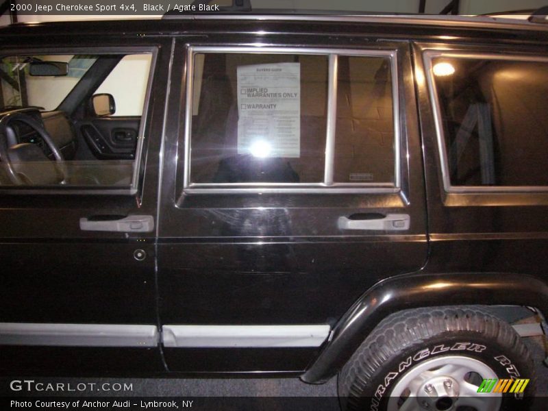 Black / Agate Black 2000 Jeep Cherokee Sport 4x4