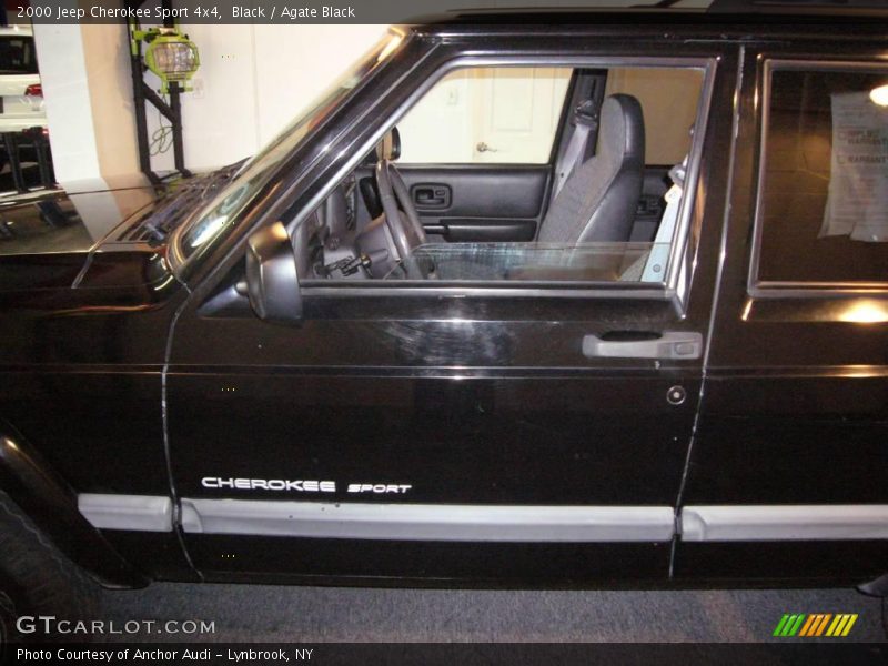 Black / Agate Black 2000 Jeep Cherokee Sport 4x4
