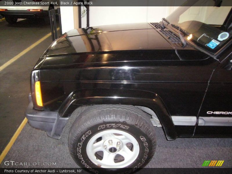 Black / Agate Black 2000 Jeep Cherokee Sport 4x4