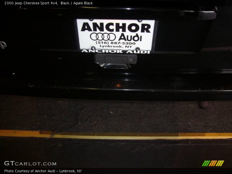 Black / Agate Black 2000 Jeep Cherokee Sport 4x4
