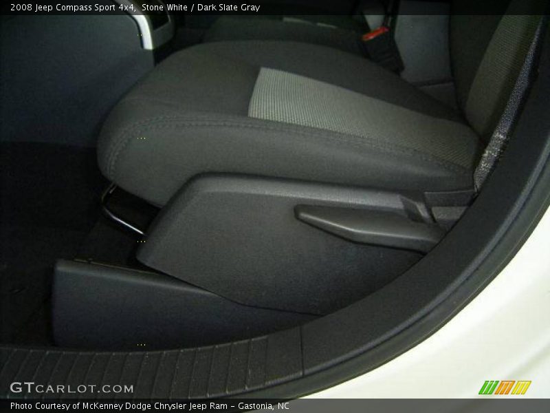 Stone White / Dark Slate Gray 2008 Jeep Compass Sport 4x4