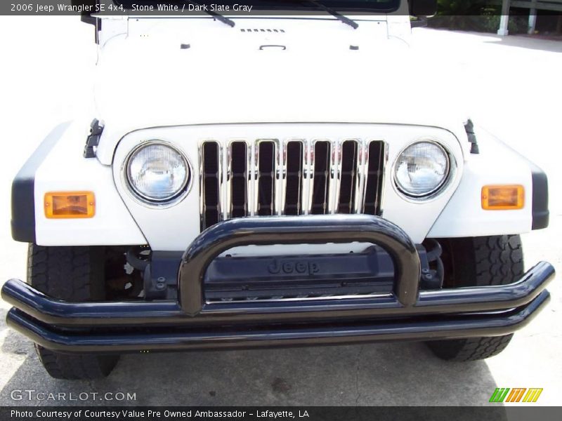 Stone White / Dark Slate Gray 2006 Jeep Wrangler SE 4x4