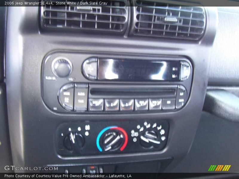 Stone White / Dark Slate Gray 2006 Jeep Wrangler SE 4x4