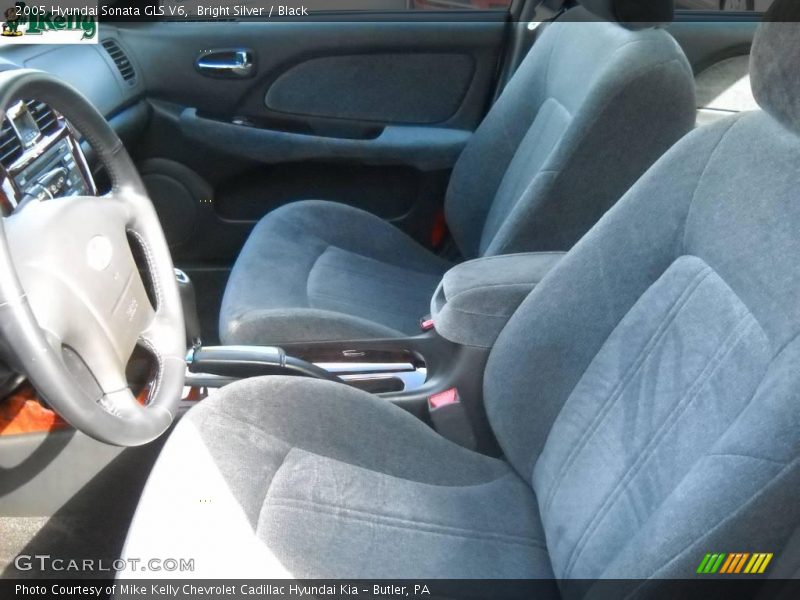Bright Silver / Black 2005 Hyundai Sonata GLS V6