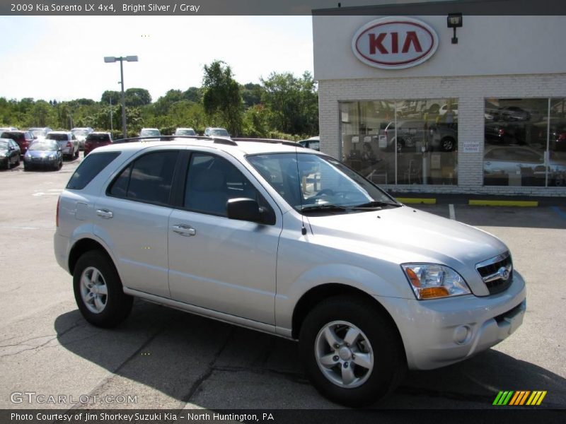 Bright Silver / Gray 2009 Kia Sorento LX 4x4