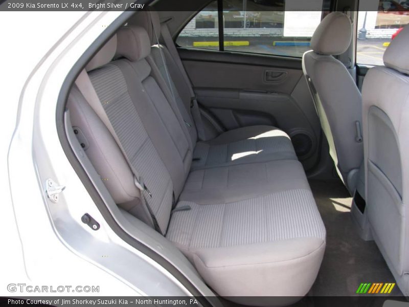 Bright Silver / Gray 2009 Kia Sorento LX 4x4