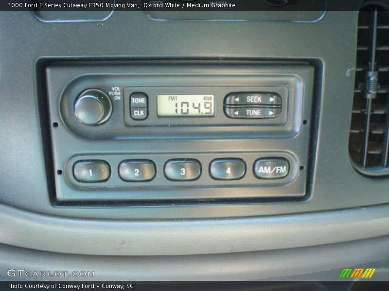 Oxford White / Medium Graphite 2000 Ford E Series Cutaway E350 Moving Van