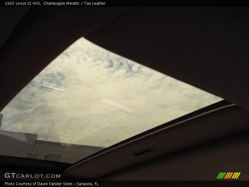 Champagne Metallic / Tan Leather 1993 Lexus LS 400