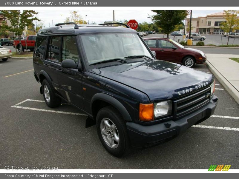 Oxford Blue / Bahama 2000 Land Rover Discovery II