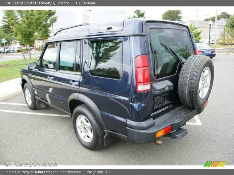 Oxford Blue / Bahama 2000 Land Rover Discovery II