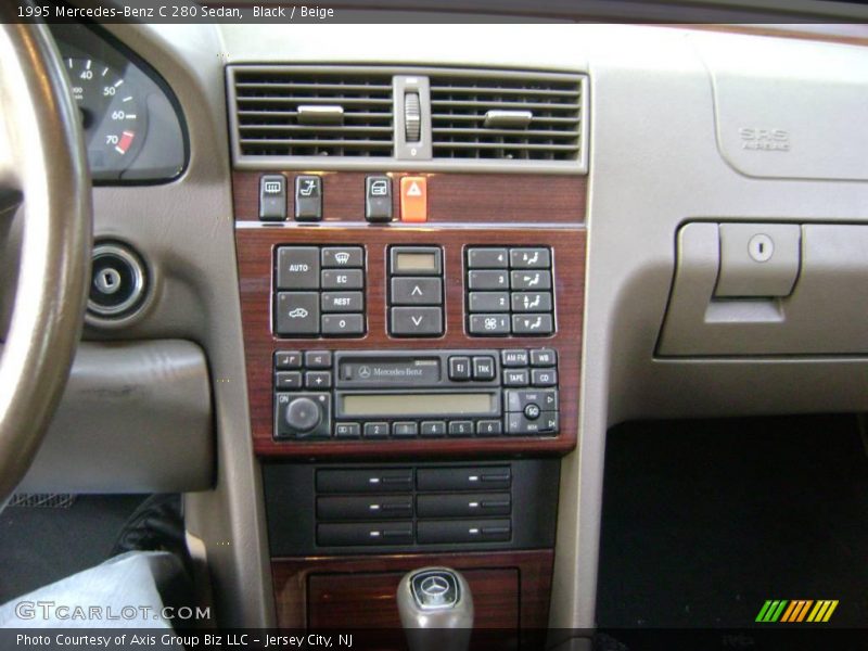 Black / Beige 1995 Mercedes-Benz C 280 Sedan