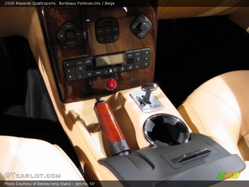 Bordeaux Pontevecchio / Beige 2006 Maserati Quattroporte