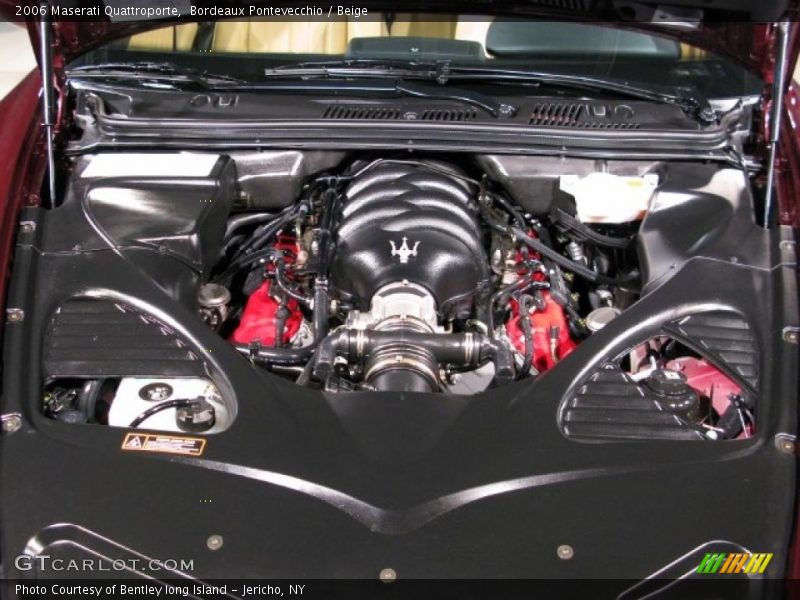 Bordeaux Pontevecchio / Beige 2006 Maserati Quattroporte