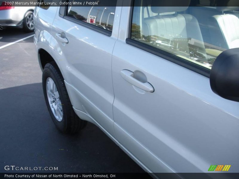 Oxford White / Pebble 2007 Mercury Mariner Luxury