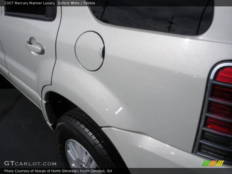 Oxford White / Pebble 2007 Mercury Mariner Luxury