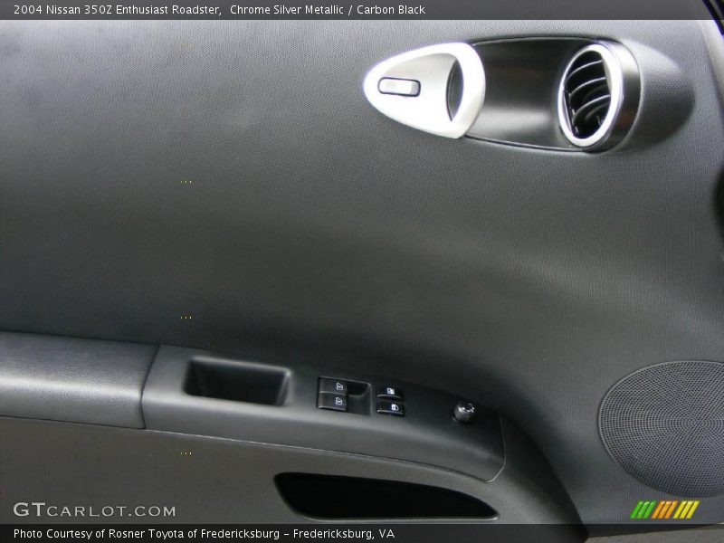 Chrome Silver Metallic / Carbon Black 2004 Nissan 350Z Enthusiast Roadster