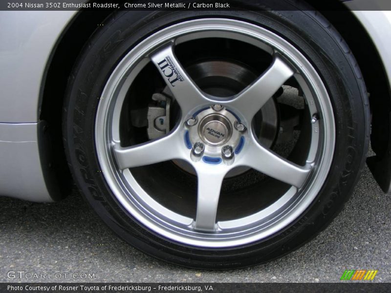 Chrome Silver Metallic / Carbon Black 2004 Nissan 350Z Enthusiast Roadster
