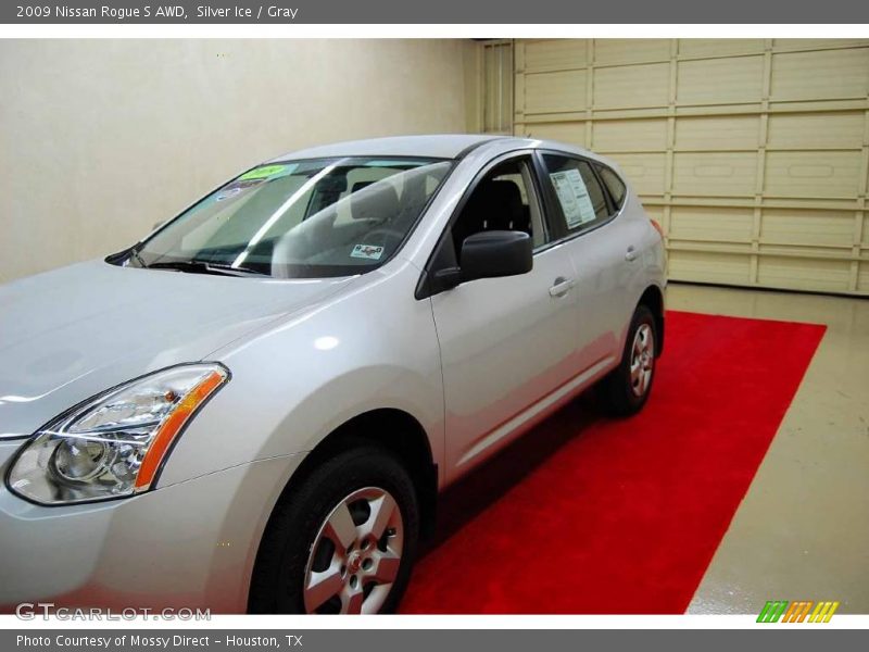 Silver Ice / Gray 2009 Nissan Rogue S AWD