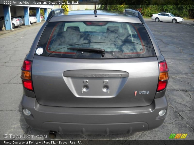 Moonstone Gray / Graphite Black 2006 Pontiac Vibe