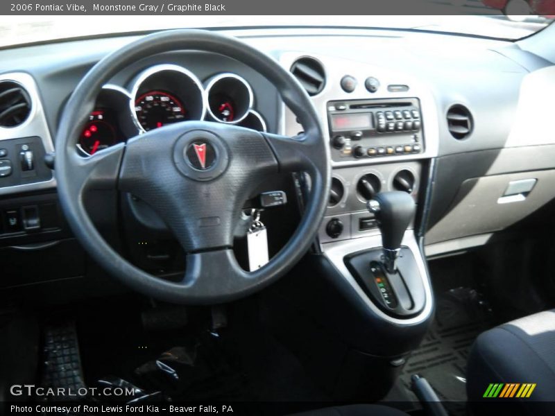 Moonstone Gray / Graphite Black 2006 Pontiac Vibe