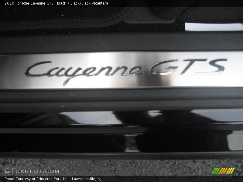 Black / Black/Black Alcantara 2010 Porsche Cayenne GTS