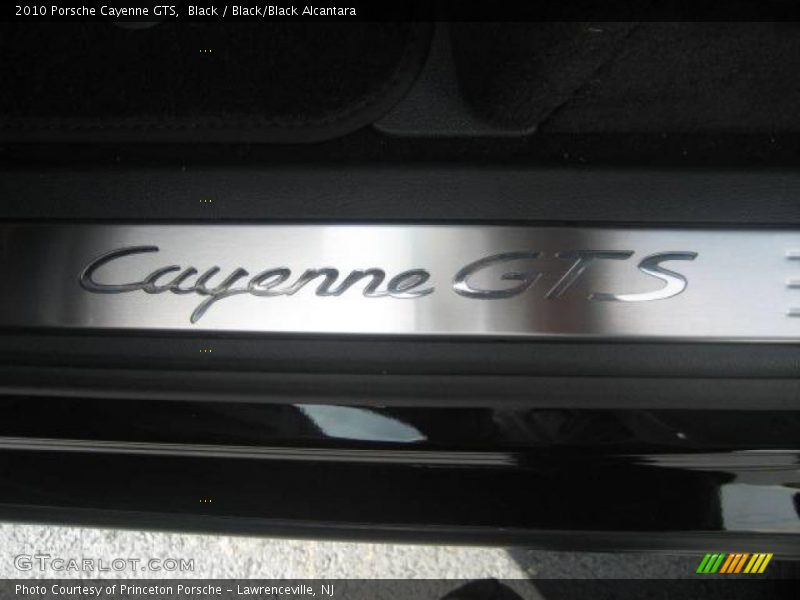 Black / Black/Black Alcantara 2010 Porsche Cayenne GTS