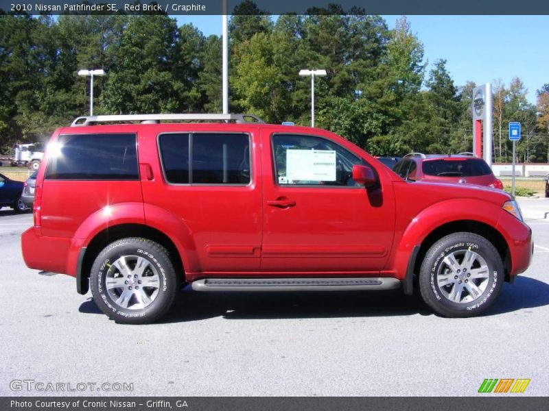 Red Brick / Graphite 2010 Nissan Pathfinder SE