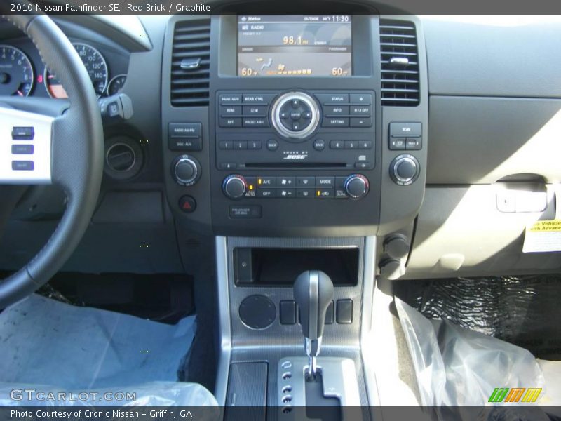 Red Brick / Graphite 2010 Nissan Pathfinder SE