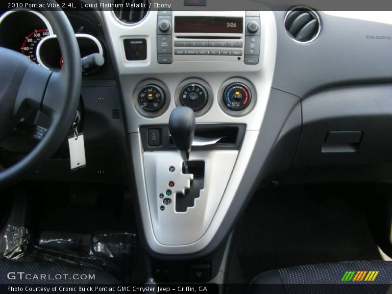 Liquid Platinum Metallic / Ebony 2010 Pontiac Vibe 2.4L