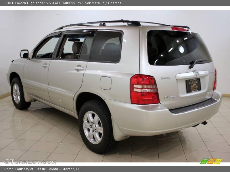 Millennium Silver Metallic / Charcoal 2001 Toyota Highlander V6 4WD