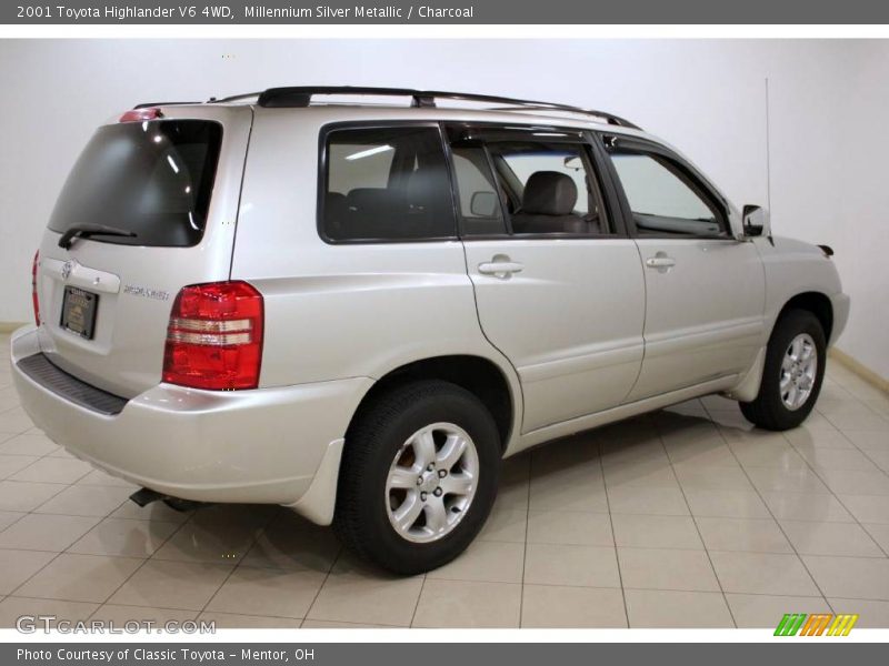 Millennium Silver Metallic / Charcoal 2001 Toyota Highlander V6 4WD