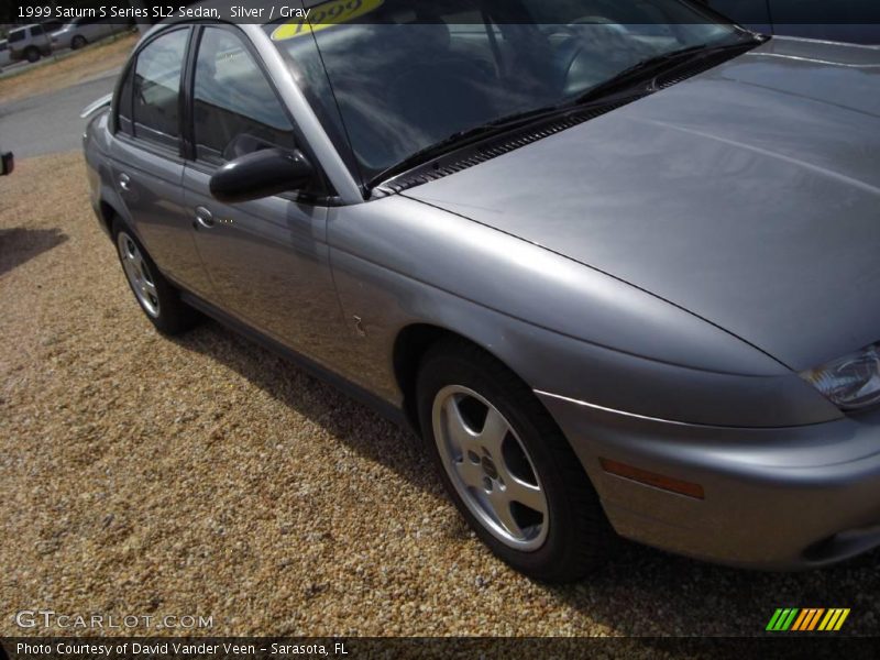 Silver / Gray 1999 Saturn S Series SL2 Sedan