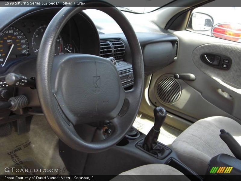 Silver / Gray 1999 Saturn S Series SL2 Sedan
