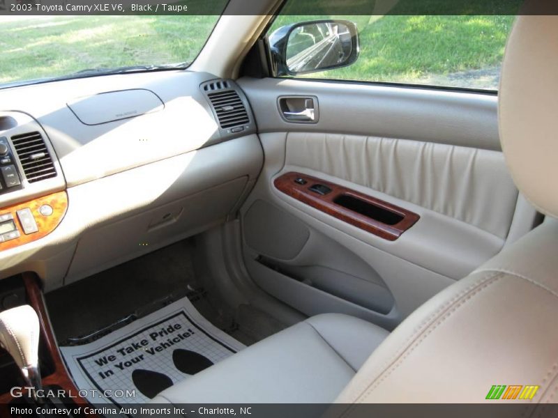 Black / Taupe 2003 Toyota Camry XLE V6