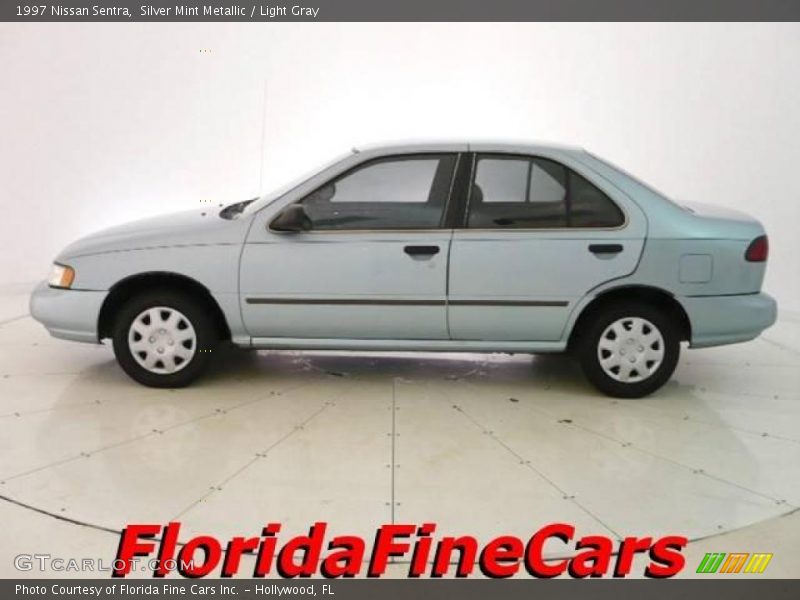 Silver Mint Metallic / Light Gray 1997 Nissan Sentra