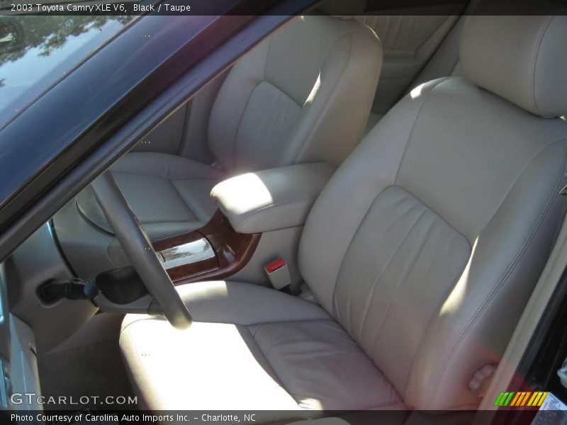 Black / Taupe 2003 Toyota Camry XLE V6