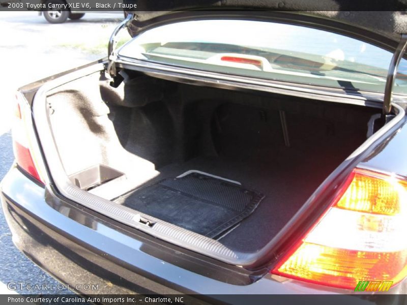 Black / Taupe 2003 Toyota Camry XLE V6