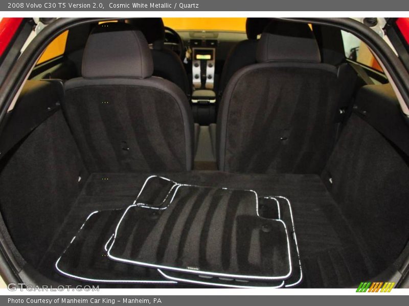 Cosmic White Metallic / Quartz 2008 Volvo C30 T5 Version 2.0
