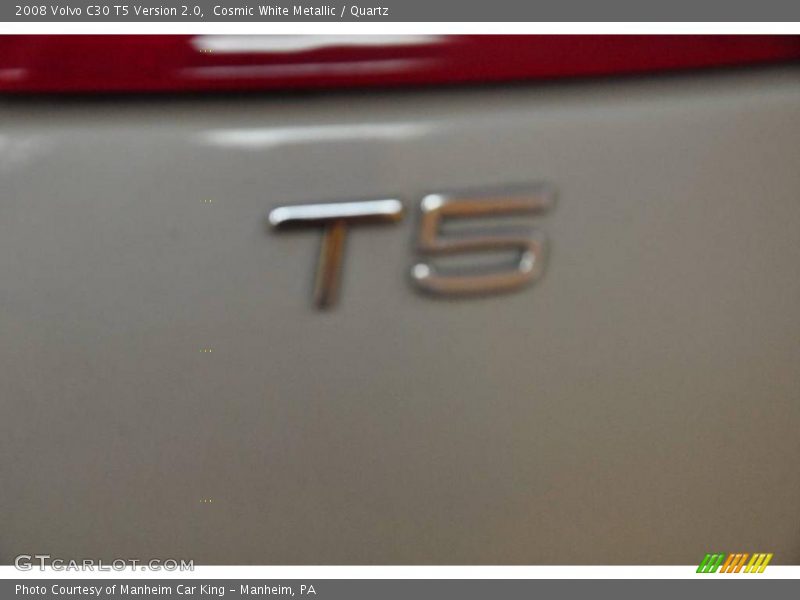 Cosmic White Metallic / Quartz 2008 Volvo C30 T5 Version 2.0