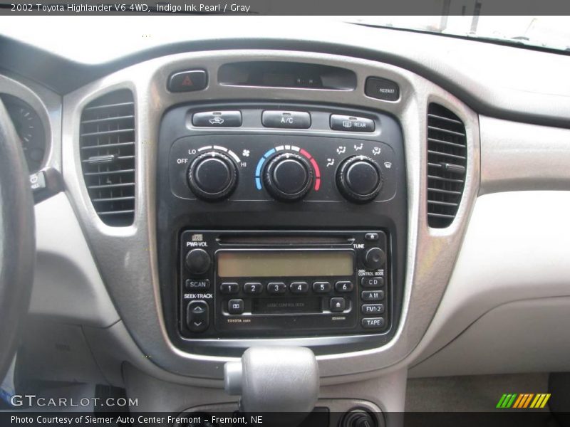 Indigo Ink Pearl / Gray 2002 Toyota Highlander V6 4WD