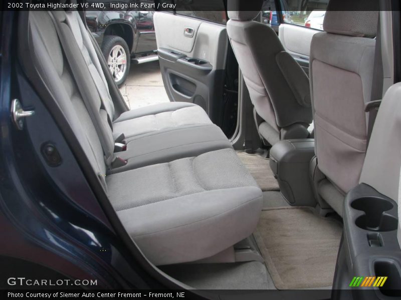 Indigo Ink Pearl / Gray 2002 Toyota Highlander V6 4WD