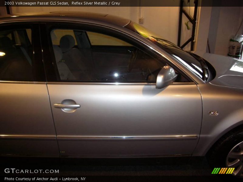 Reflex Silver Metallic / Grey 2003 Volkswagen Passat GLS Sedan