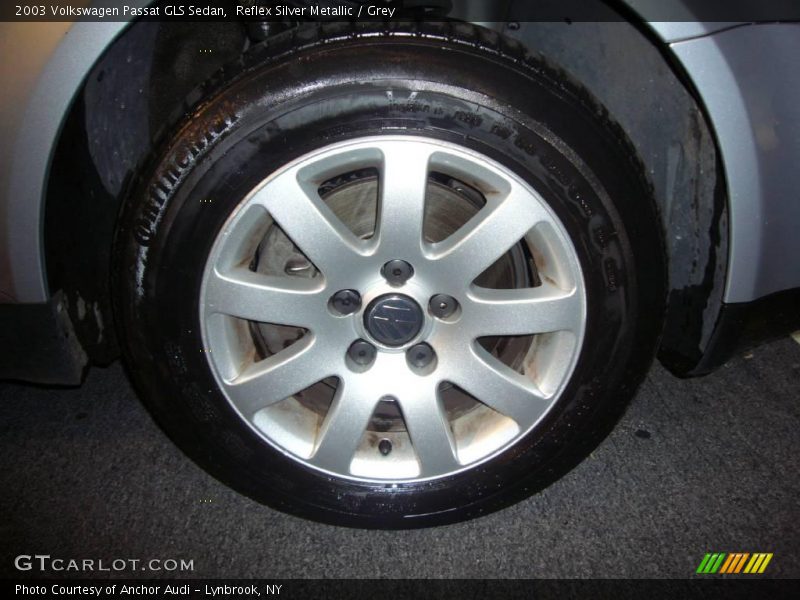 Reflex Silver Metallic / Grey 2003 Volkswagen Passat GLS Sedan