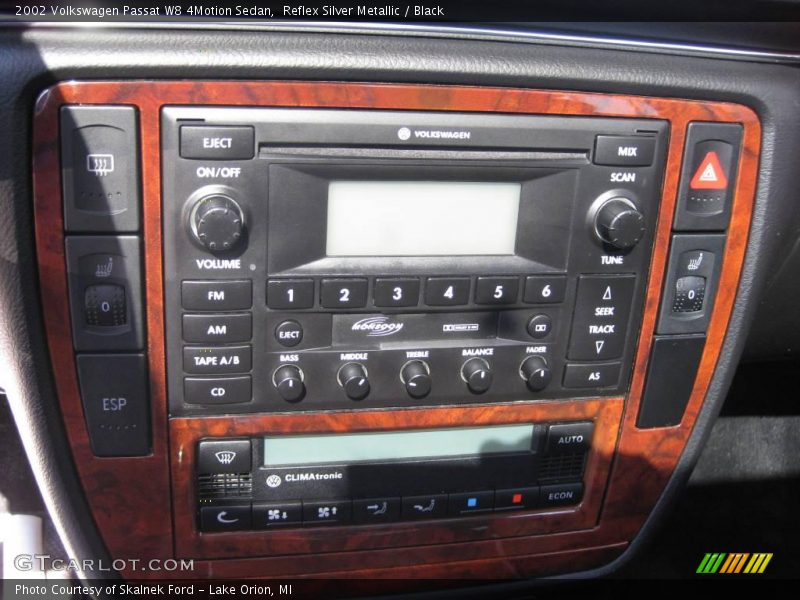 Reflex Silver Metallic / Black 2002 Volkswagen Passat W8 4Motion Sedan