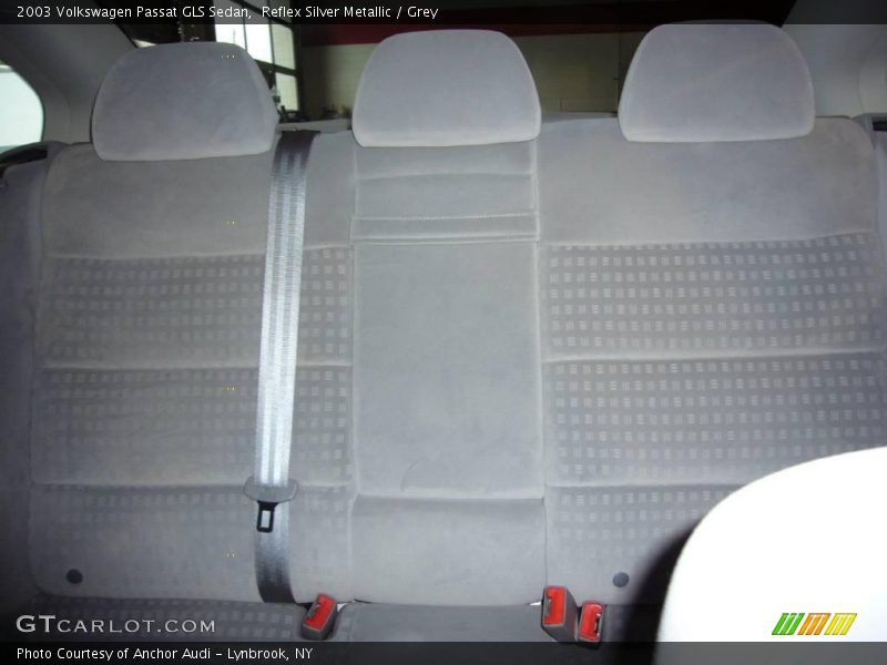 Reflex Silver Metallic / Grey 2003 Volkswagen Passat GLS Sedan
