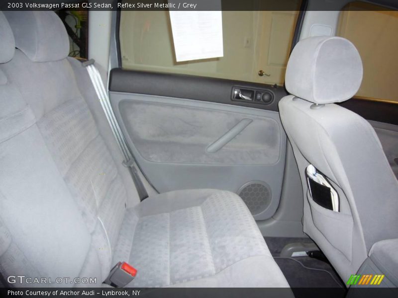 Reflex Silver Metallic / Grey 2003 Volkswagen Passat GLS Sedan