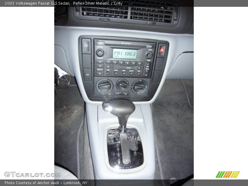 Reflex Silver Metallic / Grey 2003 Volkswagen Passat GLS Sedan