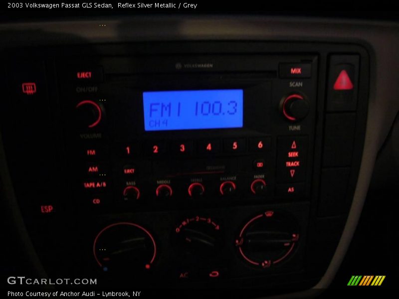 Reflex Silver Metallic / Grey 2003 Volkswagen Passat GLS Sedan