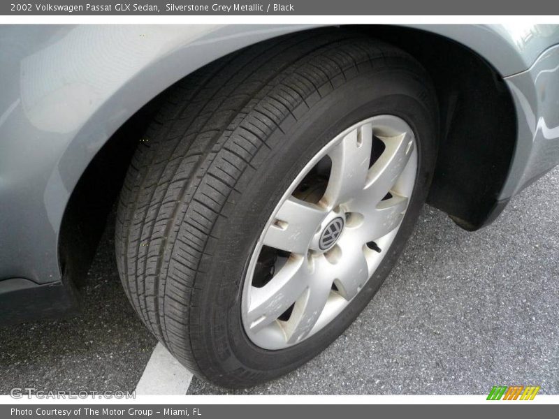 Silverstone Grey Metallic / Black 2002 Volkswagen Passat GLX Sedan